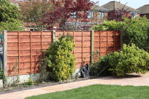 Heavy Duty Waneylap Fence Installed includes new end post and kick boards PCDS 