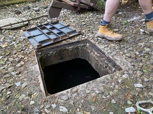 Re-set Manhole Cover PCDSOL 